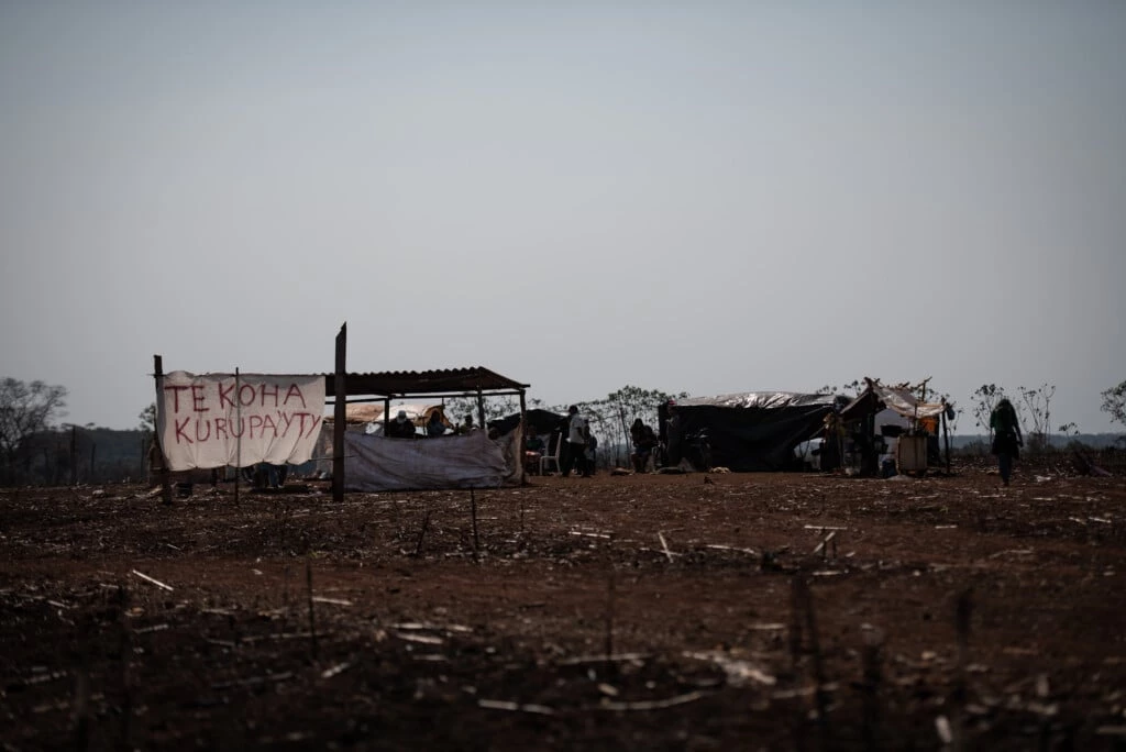 Retomada Kurupa’yty, dos Guarani-Kaiowá, em Douradina.