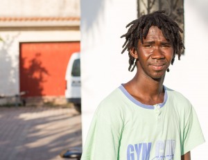 crop-zach-campbell-italy-immigration-refugees-migrants-police-06-1505501053